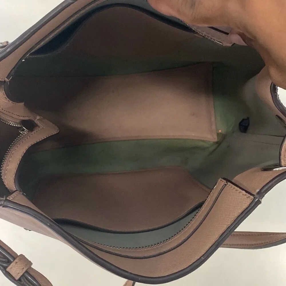 Michael Kors Walsh Bag